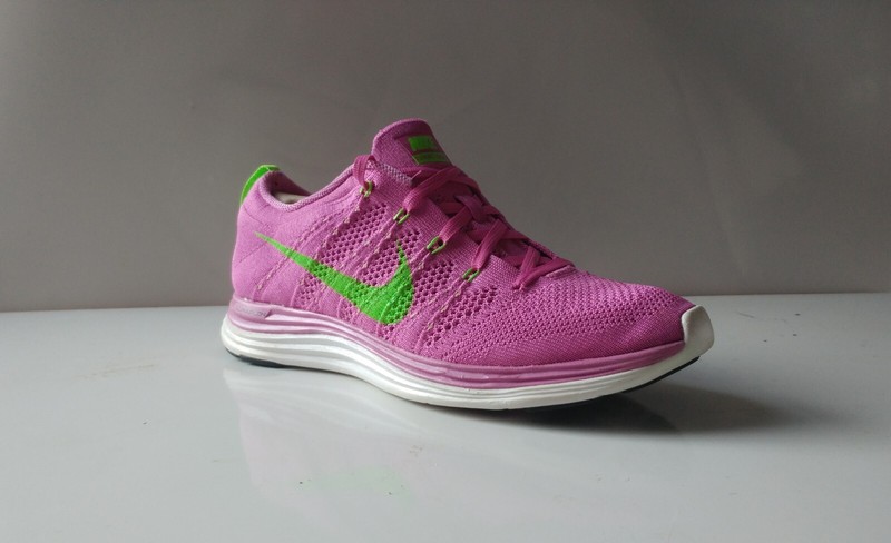nike women's flyknit lunar 1
